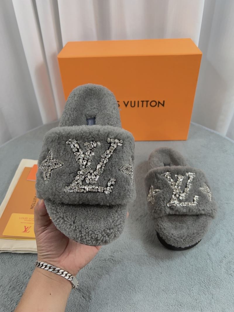 Louis Vuitton Slippers